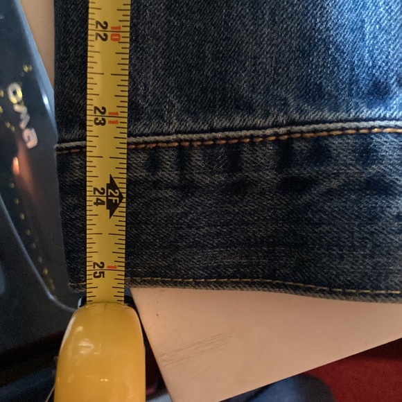 Levi’s Trucker Jacket - Picture 15 of 15